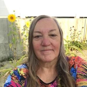 Meet your Posher, Pauline